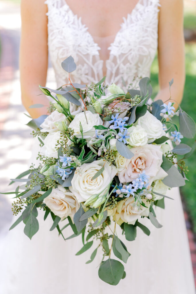 blue blush wedding bouquet