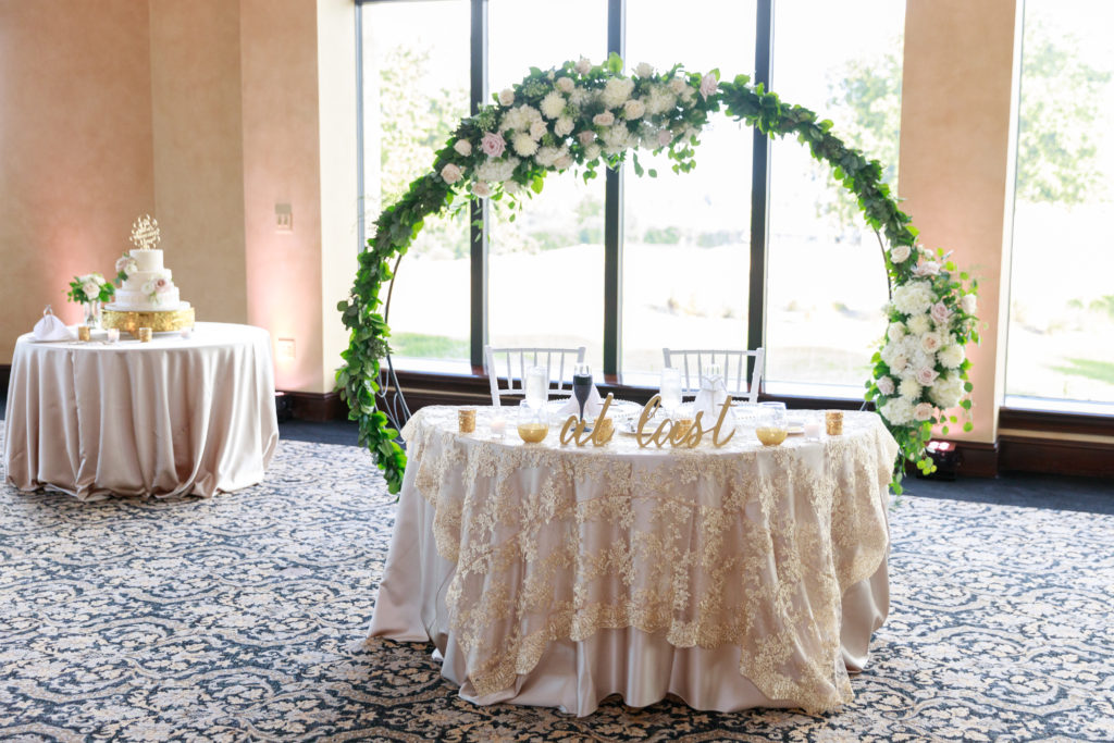 rose gold wedding tables