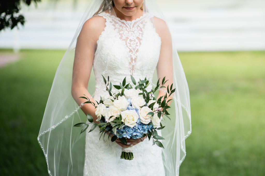 blue white wedding bouquet