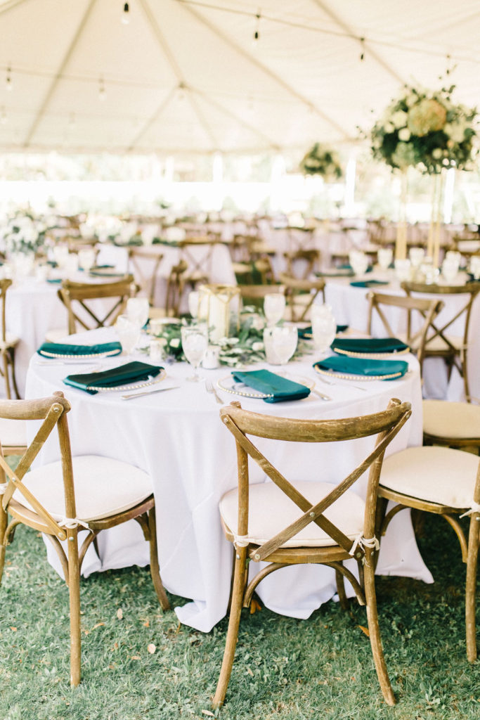 hunter green wedding decor