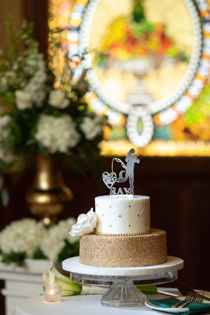 gold glitter wedding cake