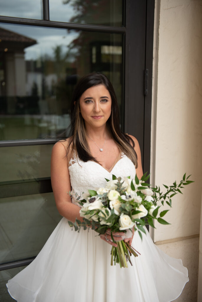 simple anemone wedding bouquet