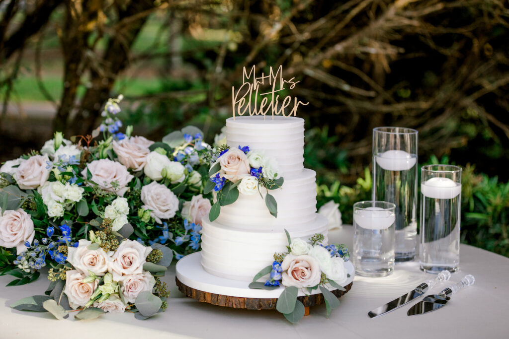 rustic white wedding cake